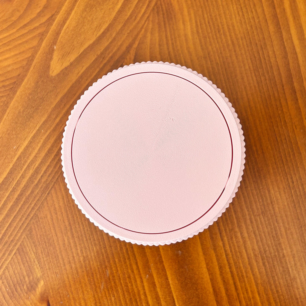 GRANO – Schreibtisch-Mini-Mülleimer mit Schwingdeckel (3D-Druck, rutschfeste Textur)